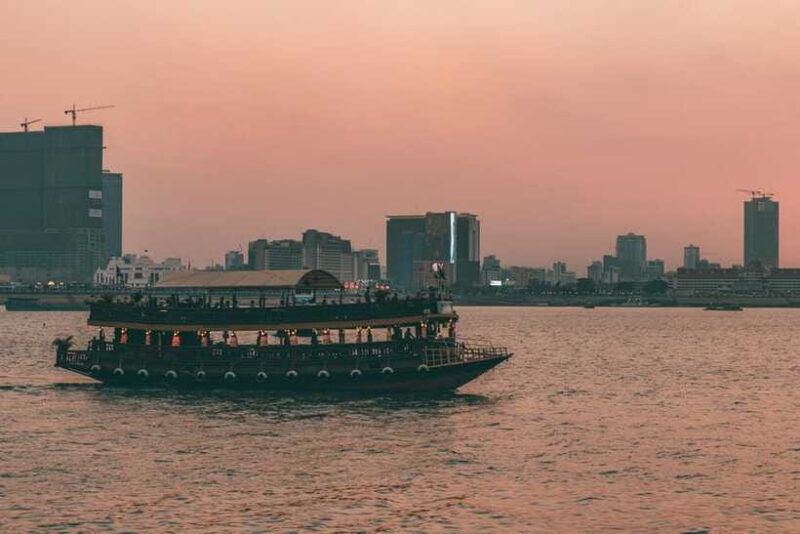 riverside-walking-tour-with-snack-drinks-local-ferry-ride