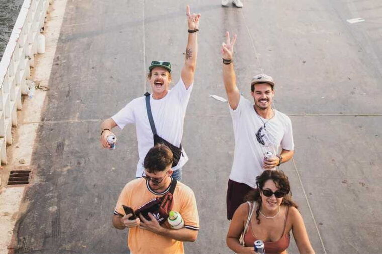 riverside-walking-tour-with-snack-drinks-local-ferry-ride