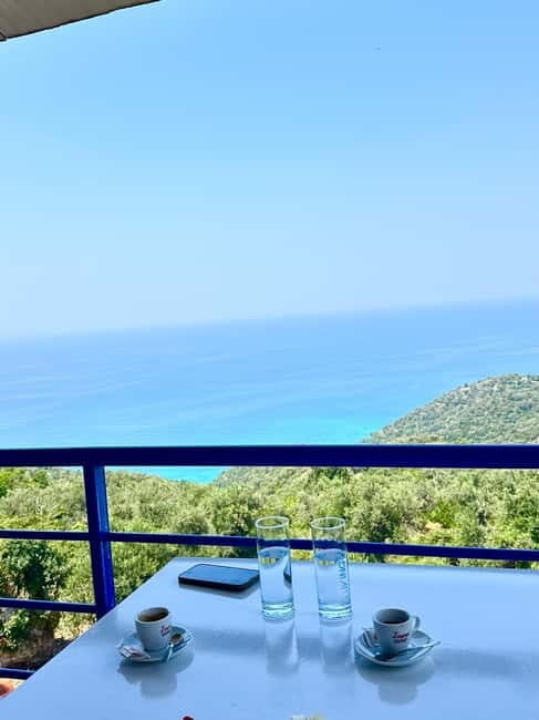 Riviera Highlights: Views, History & Beach Time - Porto Palermo Castle: A Slice of History
