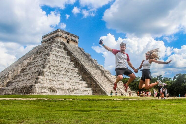 riviera-maya-cancun-chichen-itza-valladolid-cenote-tour