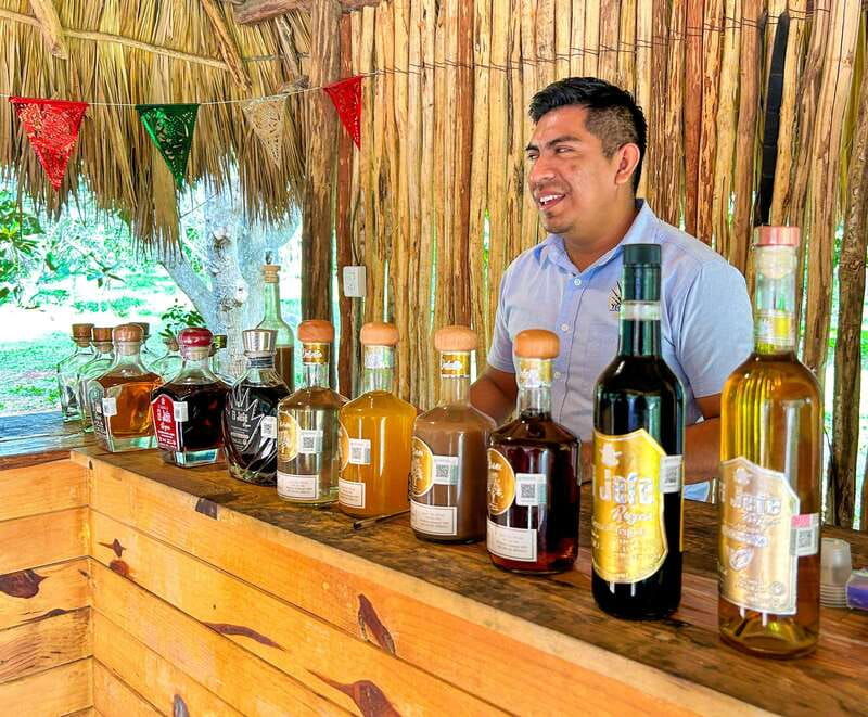 riviera-maya-chichen-itza-valladolid-cenote-swim-tour