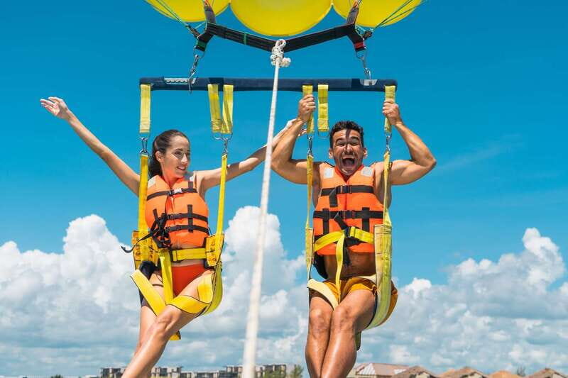 Riviera Maya: Parasailing Tour with Beach Club Access - Key Points
