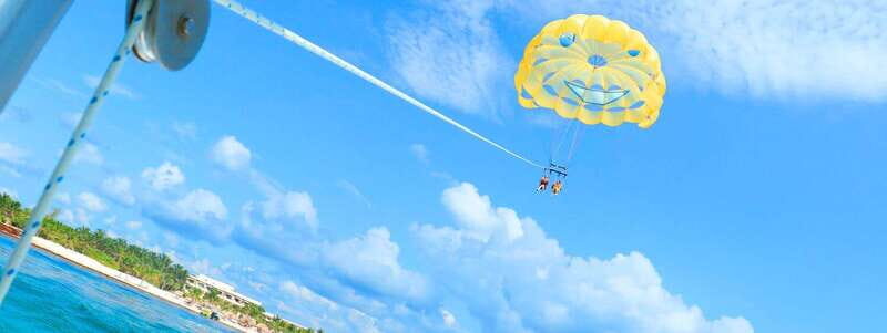 Riviera Maya: Parasailing Tour with Beach Club Access - What to Expect from the Parasailing Tour