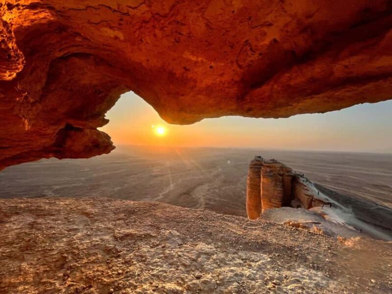 Riyadh: Edge of The World Adventure and Campsite Shared Tour - Who Is This Tour Best Suited For?
