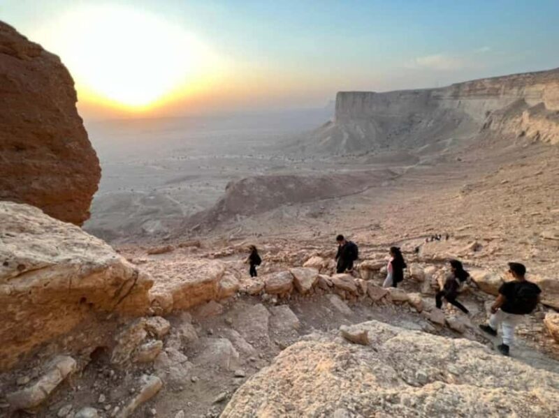 Riyadh: Edge of the World Hiking, Camel Ride, and Cave Tour - A Full Breakdown of the Tour Experience