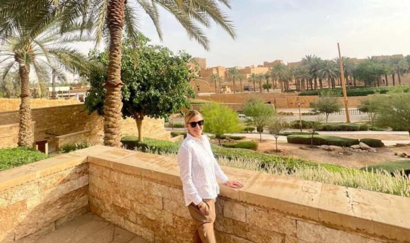 Riyadh: Explore the Heart of Saudi Arabia - Modern Riyadh: Sky-High Views and Financial Districts