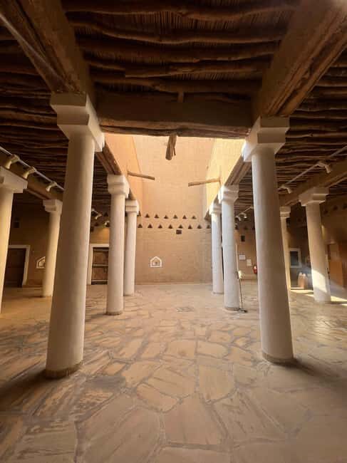Riyadh: Masmak Fort, Souq AlZal, and Murabba Palace Tour - A Deep Dive into the Experience