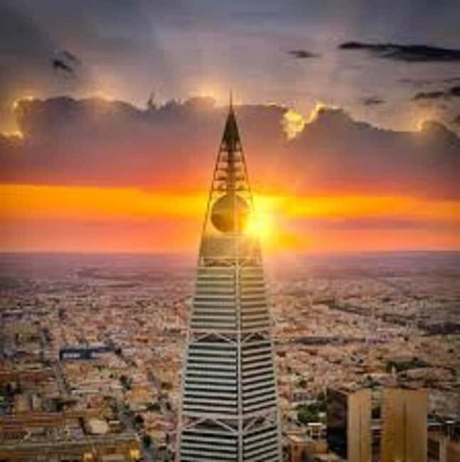 Riyadh Modern City Tour and Boulevard World - Discovering Riyadh: A Blend of Modernity and Culture