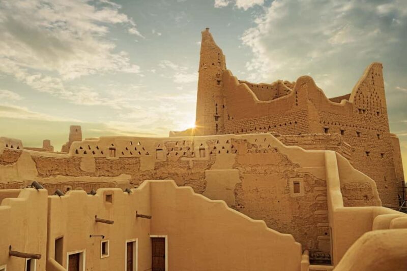 Riyadh: VIP Tour with Saudi Cuisine Meal and Hotel Pickup - Practical Details and Value