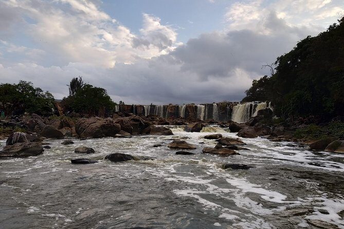 Road Drive to Fourteen Falls from Nairobi - An Introduction to the Fourteen Falls Tour