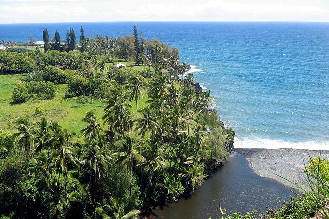road-to-hana-luxury-limo-van-tour-with-helicopter-flight