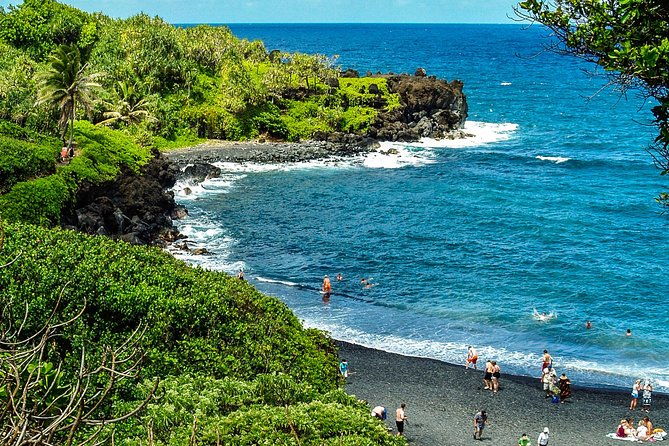 road-to-hana-tour-with-lunch-and-pickup
