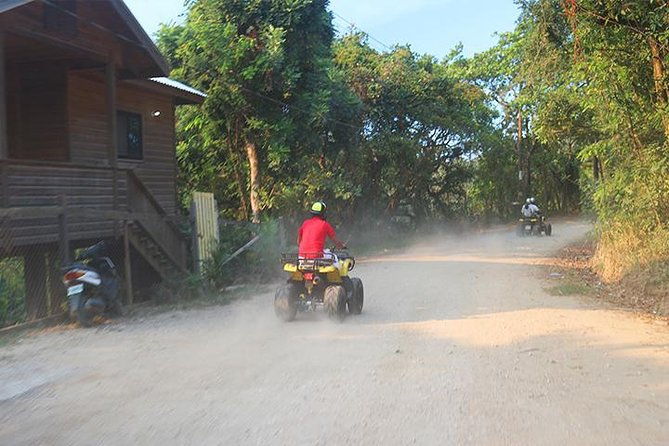 roatan-4x4-atv-local-villages-exploration-adventure