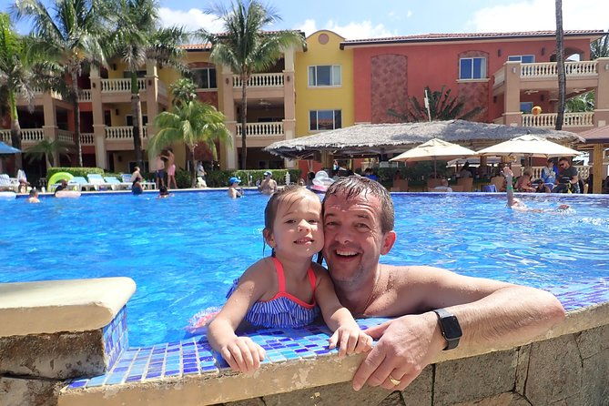 roatan-beach-break-at-infinity-bay-resort