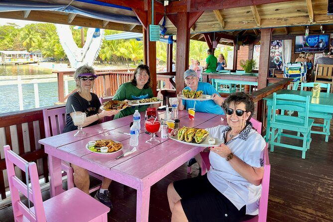 roatan-custom-private-island-tour-rum-chocolate-culture