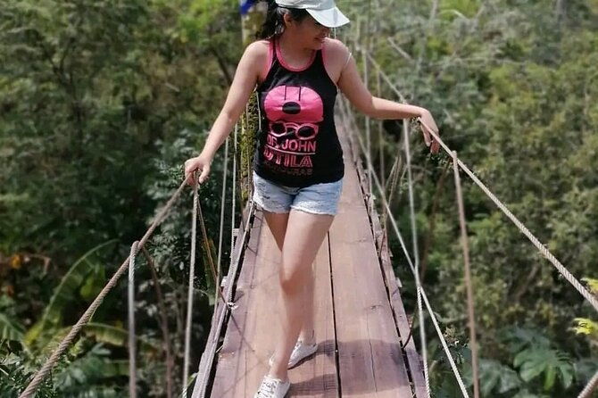 roatan-half-day-zipline-beaches-suspencion-bridges-wildlife