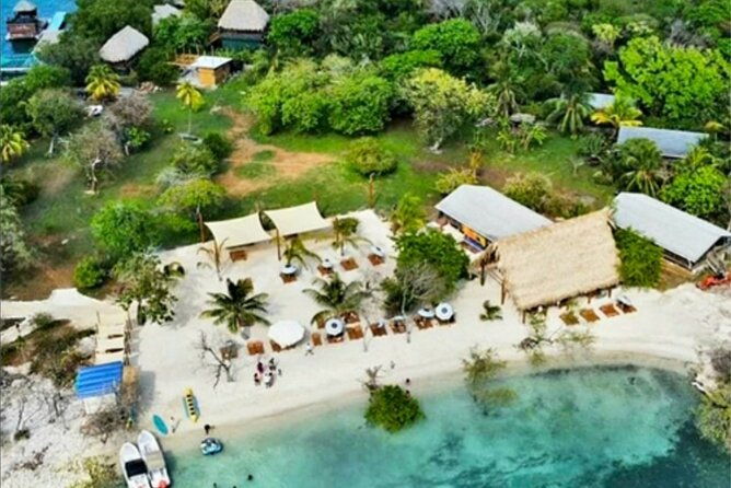 roatan-shore-excursion-snorkelling-sloths-monkeys-beach-break