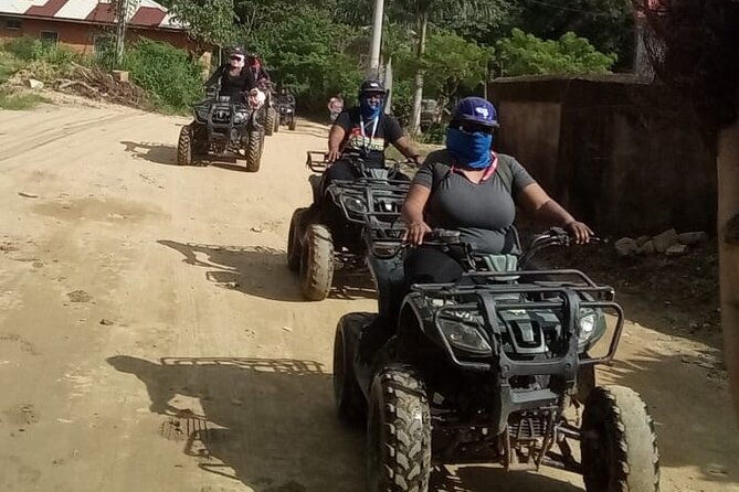 roatan-tour-atv-zipline-sloth-park-and-beach