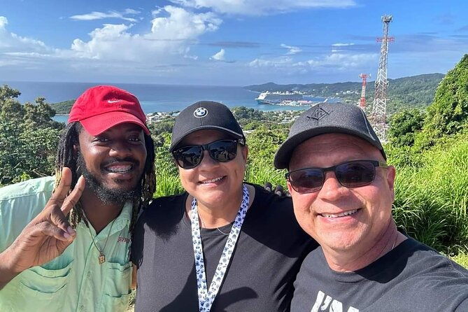 roatan-tours-with-transport