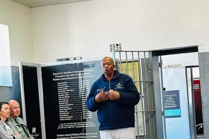 Robben Island Adventure with Pre-Booked Tickets Full Tour - FAQ