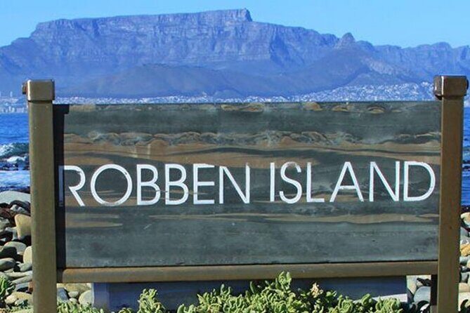 Robben Island ,Kirstenbosch Gardens and Groot Constantia. - Discovering Cape Town’s Highlights