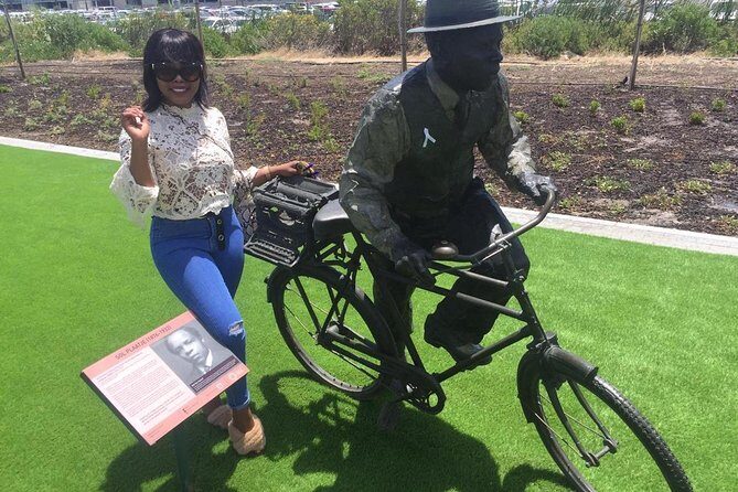 Robben Island & Long Walk to Freedom Tour. All tickets included. - FAQ