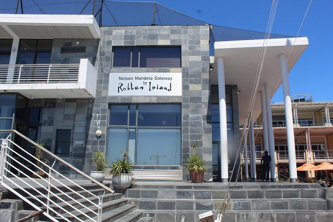 Robben Island Nelson Mandela's Prison Museum and Table Mountain Plus All Tickets - The Breakdown of the Experience
