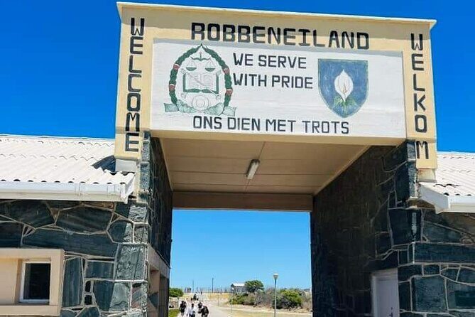Robben Island Table Mountain and Kirstenbosch Sharing group tour - Exploring Cape Town in a Day: Robben Island, Table Mountain, and Kirstenbosch Tour Review
