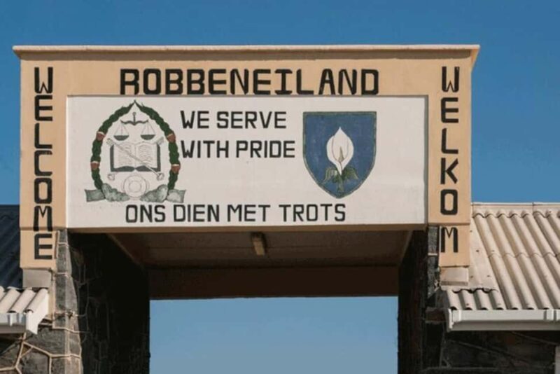 Robben Island Tour & Table Mountain guided Tour - An Introduction to the Tour Experience