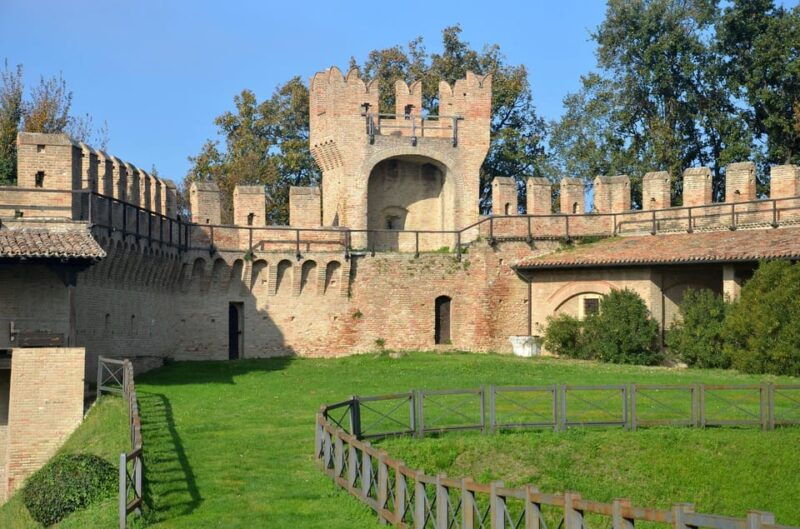 rocca-of-gradara-entry-ticket-audio-app