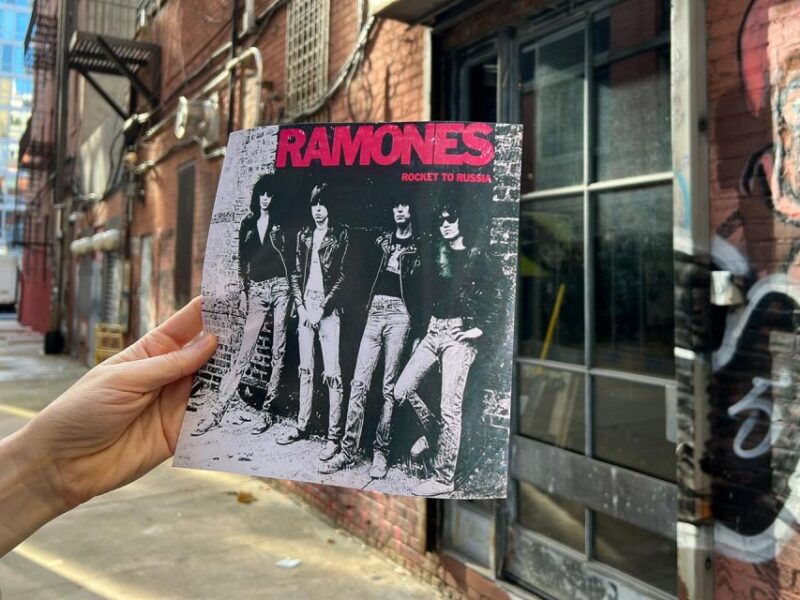 rock-and-roll-history-and-culture-walking-tour-in-new-york