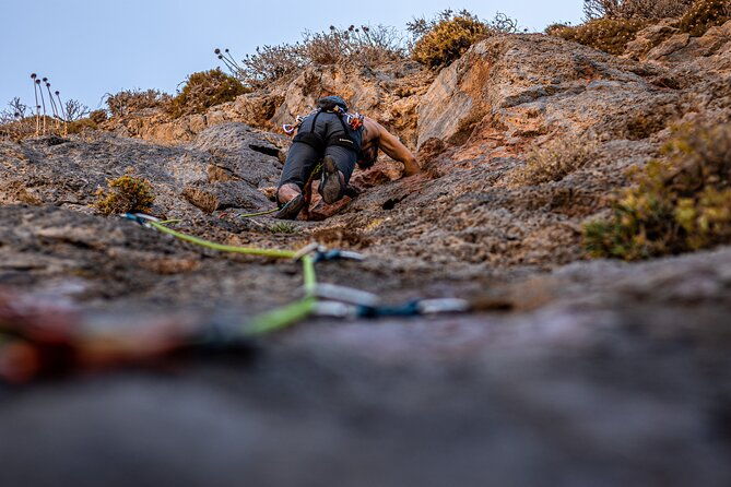 rock-climbing-in-crete-with-a-guide-at-heraklion