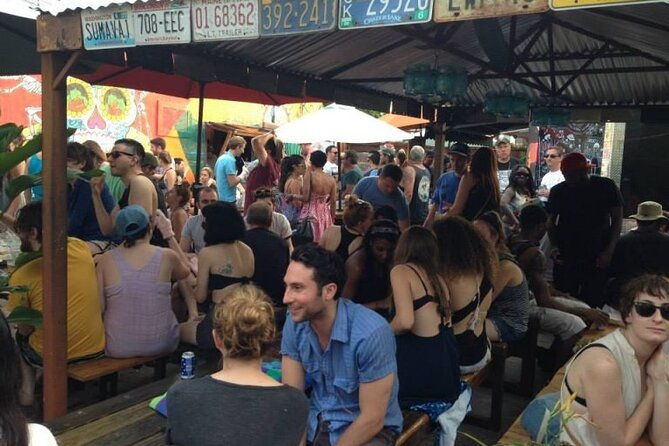 rockaway-beach-bus-in-new-york-city