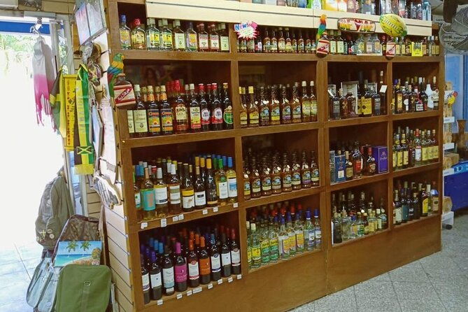 rockland-bird-sanctuary-plus-montego-bay-highlights-shopping-private-tour