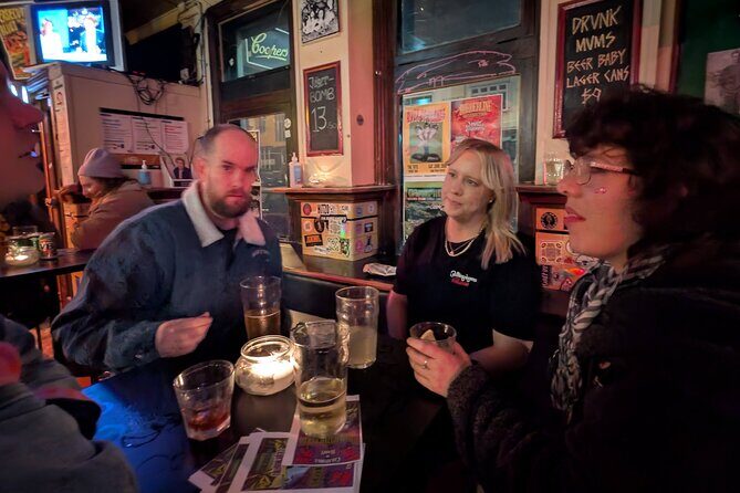 Rock'n'roll venues pub crawl including 2 free drinks and history - Who Is This Tour Best For?  
