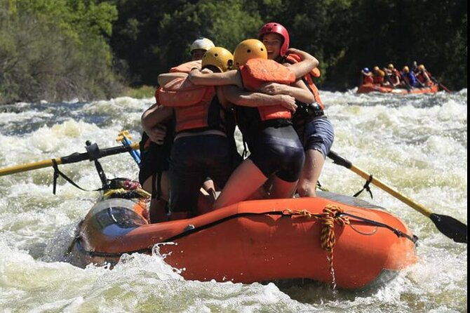 rogue-river-whitewater-all-day-rafting-kayaking-adventure