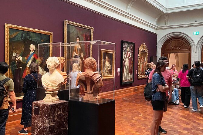 rogues-and-rebels-private-tour-in-national-portrait-gallery