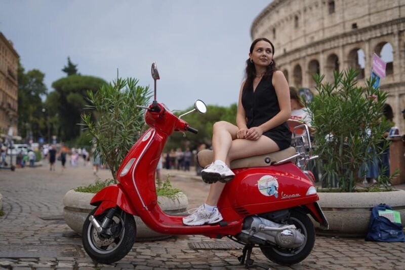 roma-private-vespa-tour-with-professional-photographer