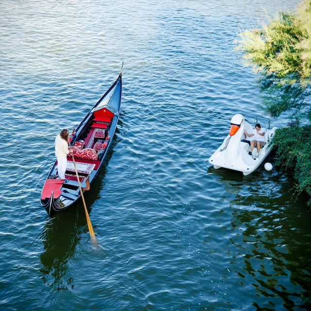 roma-the-one-and-only-roma-gondola-tours-on-the-lake