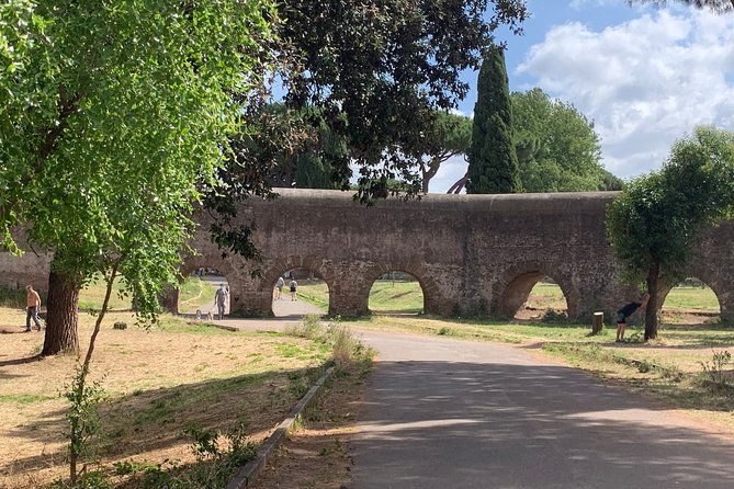 roman-ancient-aqueducts-and-villa-of-quintili-private-tour-from-rome