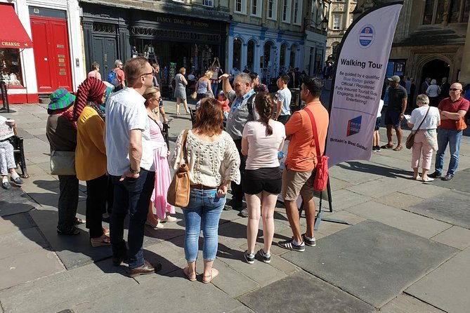 roman-baths-entry-and-walking-tour-with-blue-badge-tour-guide