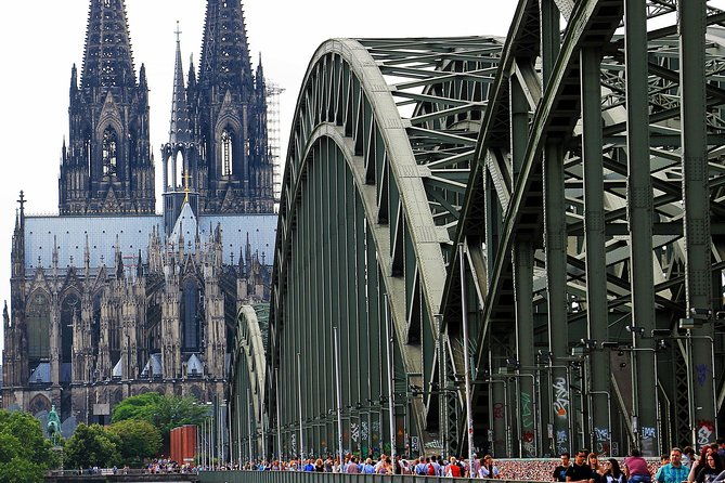 roman-city-of-cologne-day-trip-from-amsterdam-christmas-market
