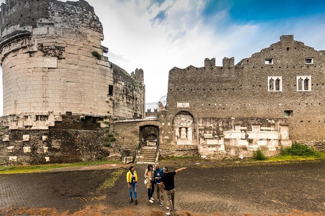 roman-countryside-walking-tour-of-the-catacombs-aqueducts-and-appian-way
