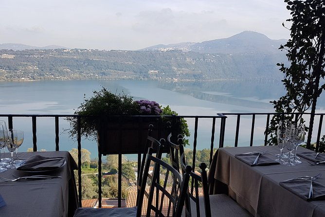 roman-countryside-wine-and-food-tasting-semi-private-day-tour-2