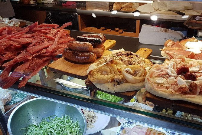 roman-countryside-wine-and-food-tasting-semi-private-day-tour-2