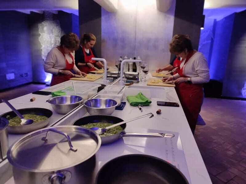Roman Pasta making class - Meet Your Chef and Get Started