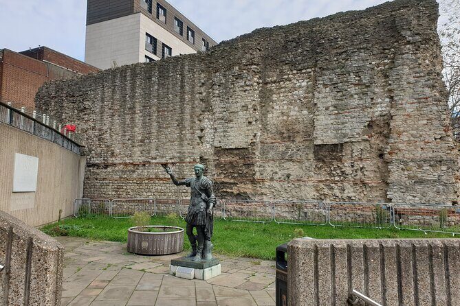 Roman Ruins to Blitz Bombings: A Walking Tour of London's Fiery History - An In-Depth Look at the Tour Experience