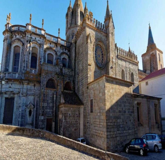 roman-temple-of-evora-chapel-of-bones-cathedral-of-evora