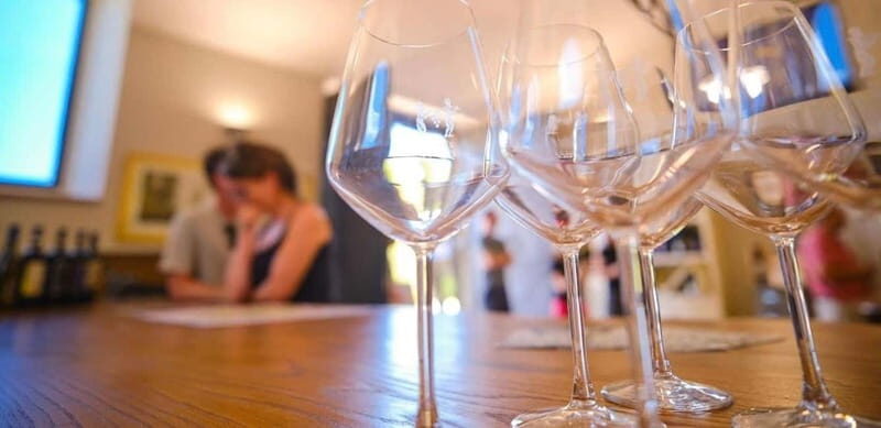 Romanian Wine Tasting Tour & Appetizers with Sommelier - Romanian Wine Tasting Tour & Appetizers with Sommelier