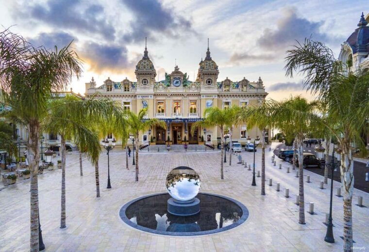 romantic-and-luxurious-tour-for-lovers-on-the-french-riviera
